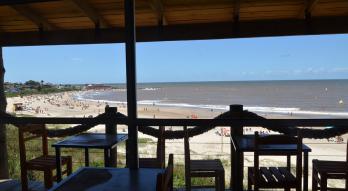 Imagen de Cero Es Tres playa bar