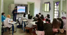 Charlas de turismo en las escuelas del departamento 